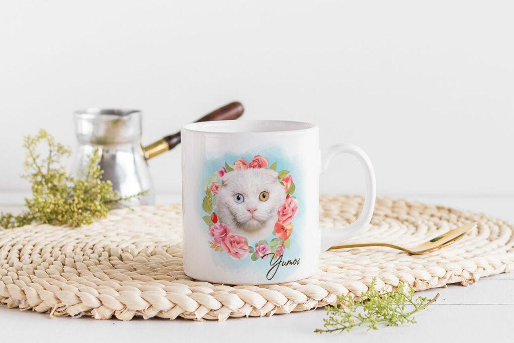 çiçek halkalı kedili kupa