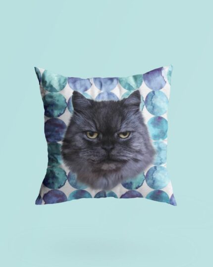 The Personalized Pop Art Pillow – Donut showcases a playful donut design, making it a fun accent for any space or pairing perfectly with colorful canvas decor.