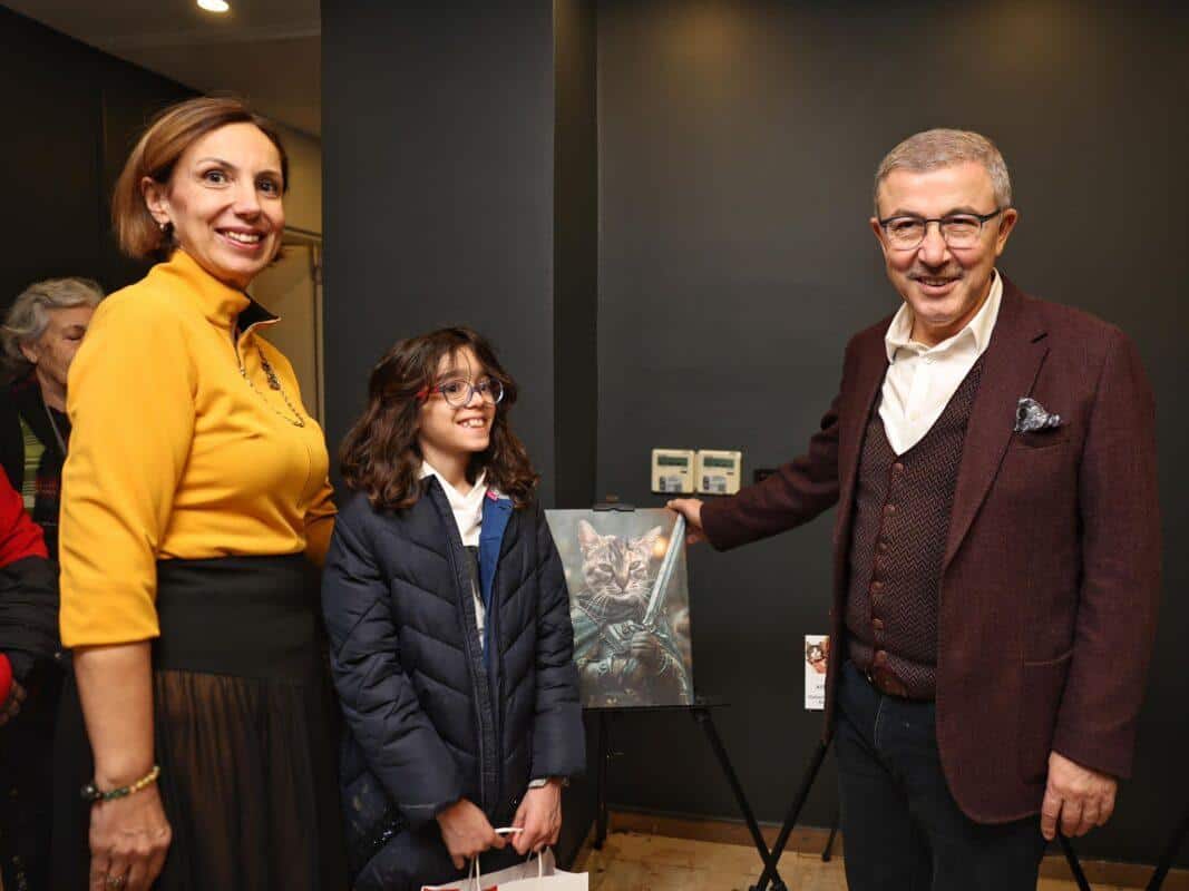 EVCIL HAYVAN TUVAL SANATI SERGISI 9